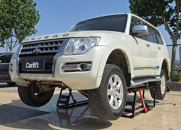 L850HL Profesionální přenosný zvedák na auto Carlift CL3200E - 3,2t - 6-mobilny-zdvihak-pre-osobny-automobil