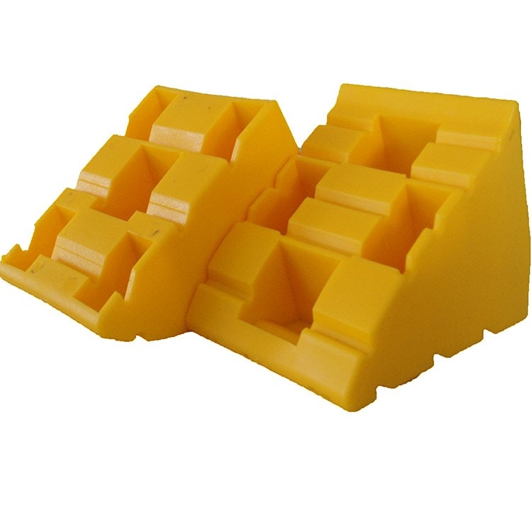 plastove_zarazky_pod_kolo_ts570-c